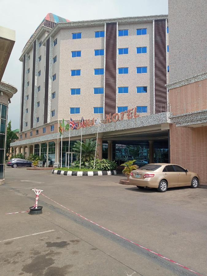 Barcelona Hotels, Abuja Mobushipe Exterior foto